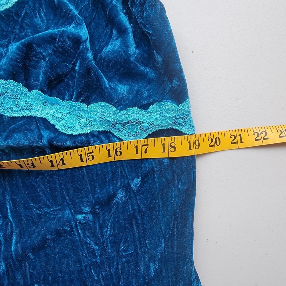 Intimate Attitudes Velvet Chemise Women Medium Teal Blue Lace Trim Floral Slip - Picture 4 of 5